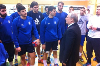 Εθνική Χάντμπολ Νέων: Επίσκεψη από Υφυπουργό Αθλητισμού
