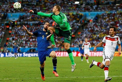 Κορυφαίος  γκολκίπερ στον κόσμο ο Νόιερ