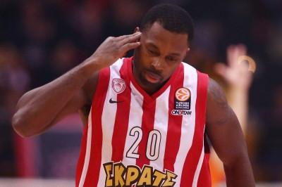 Λαφαγέτ: «Έτσι κερδίσαμε την Αρμάνι Μιλάνο»