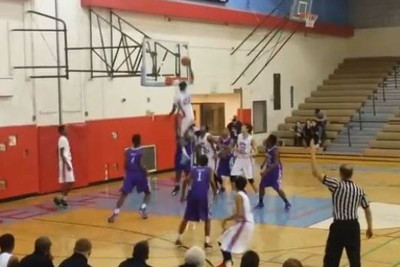 ΗΠΑ: Νέο, τρομερό κάρφωμα με το... κεφάλι! (video)