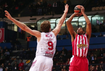 Τρεμέλ Ντάρντεν: Θέλει το γιο του μπασκετμπολίστα και όχι... Μάικλ Τζάκσον (photos+tweet)