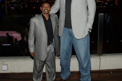 ΝΒΑ: Ο κοντύτερος παίκτης στην ιστορία δίπλα στον Γιάο Μινγκ (photo+video)