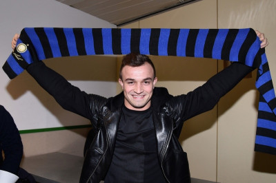 Αποθέωση Σακίρι από τους οπαδούς της Ίντερ στο Μιλάνο (video)