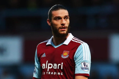 Γουέστ Χαμ: Επικό γκολ από Κάρολ (video)