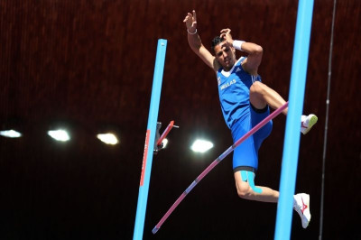 Τιμή για Φιλιππίδη στη Ρόδο