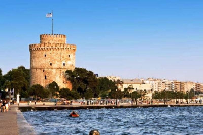 Καιρός: Προβλήματα στη Θεσσαλονίκη λόγω των ισχυρών ανέμων