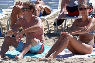 Φόρμουλα 1: Τατουάζ ο Μπάτον, κουπί η Μιτσιμπάτα (photos)