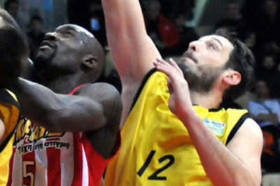 Χαρίσης: «Ο Ολυμπιακός δεν συγχωρεί»