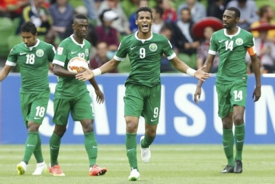 «Κολπάκια» από  Σαουδάραβα διεθνή ενώ συμπαίκτης του ...σφάδαζε  (video)