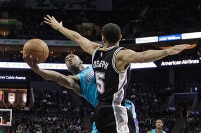 Σάρλοτ Χόρνετς: Ανέτοιμος ο Κέμπα Ουόλκερ