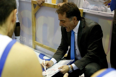 Κουστένης: «Ανταγωνιστικοί απέναντι στον Ολυμπιακό»