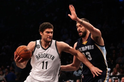 Λος Άντζελες Λέικερς: Κίνηση και για Μπρουκ Λόπεζ