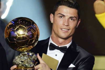 Παράλογες  για τον Κρόιφ οι νίκες Κριστιάνο Ρονάλντο  στη «Χρυσή Μπάλα»
