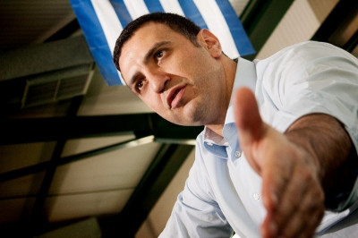 «Γελάω με όσους λένε ότι ο Ξηρός, ήταν προεκλογικό τρικ»