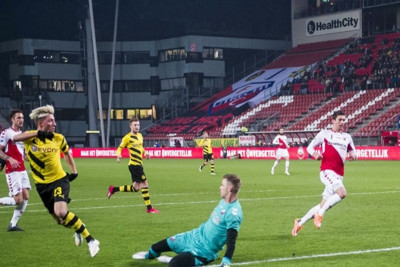 Ντόρτμουντ: Ξεκίνημα με γκολ ο Καμπλ (video)