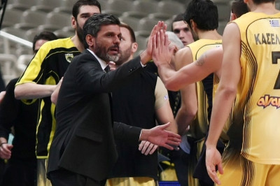 Κορωνιός: «Να πρωταγωνιστήσει ξανά η ΑΕΚ»