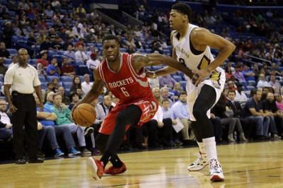 Χιούστον Ρόκετς: Μένει έξω ο Τέρενς Τζόουνς