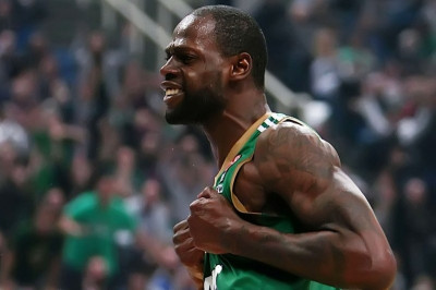 Ευρωλίγκα: Στην κορυφή του Top 10 o Γκιστ (video)