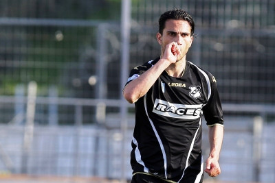 ΟΦΗ: Μένει και ο Μακρής!