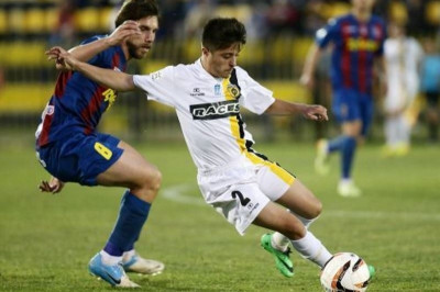 Λάρισα:  Με Λύρα στην Ζάκυνθο