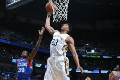 Νιου Ορλίνς Πέλικανς: Απόλυτη κυριαρχία του Ντέιβις με 76ερς (videos)