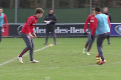 Χόρεψε rock and roll ο Ντεπάι (video)