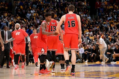 Λος Άντζελες Λέικερς: Στεναχώρησαν τον Γκασόλ για… 58 λεπτά (videos)