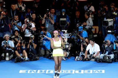 Australian Open 2015: Καρέ καρέ η απονομή της Σερένα (photos)