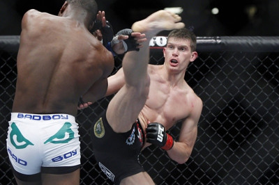 UFC Fight Night 65: Δύο «άκυρα» για Κολοράντο, πρόβλημα με main event