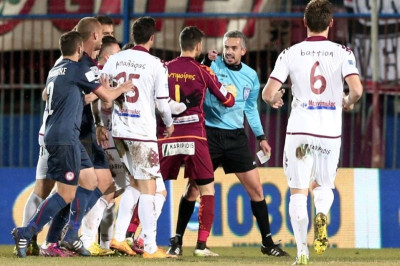 Βέροια – Ολυμπιακός: «Τι δίνεις ρε μ…»