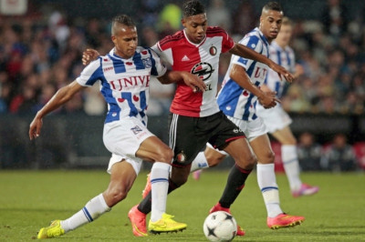 Τρομερό γκολ ο Καζίμ (video)