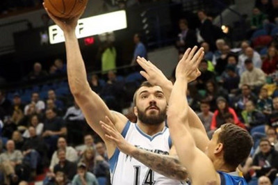 Μινεσότα Τίμπεργουλφς: Πονά ο Νικ Πέκοβιτς