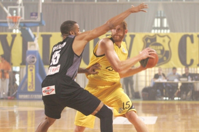 Νέιμικ: «Μεγάλη μάχη στην Πυλαία»