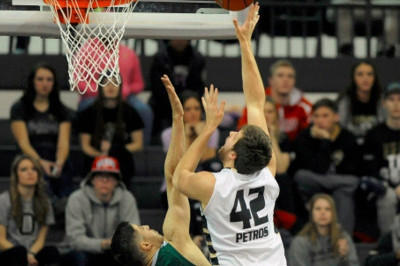 NCAA: Ρεκόρ καριέρας για Κόρεϊ Πέτρο! (videos)