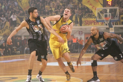 Βεζένκοφ: «Δεν φοβόμαστε τον ΠΑΟΚ»