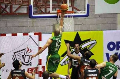 Κύπριοι για... Γκίνες