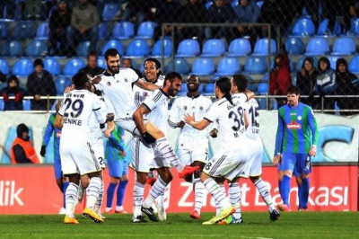 Φενερμπαχτσέ: Σεξουαλική …παρενόχληση εν ώρα πανηγυρισμού (video)