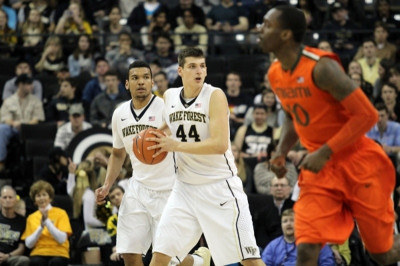 NCAA: Τρελάθηκε ο Μήτογλου με Μαϊάμι (videos)