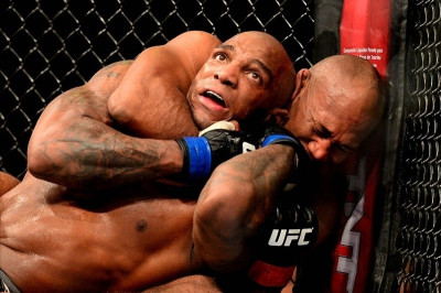 UFC on FOX 15: Δεύτερο ραντεβού για Romero και Souza