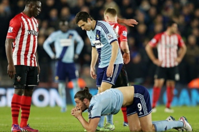 Νοκ-άουτ για εφέτος ο Κάρολ