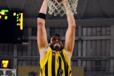 Άρης: Προφυλάχθηκε ο Χαρίσης