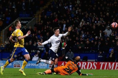 Εουρέλιο Γκόμεζ:  Έκανε απίστευτη τριπλή επέμβαση αλλά δέχθηκε και τρία γκολ (video)