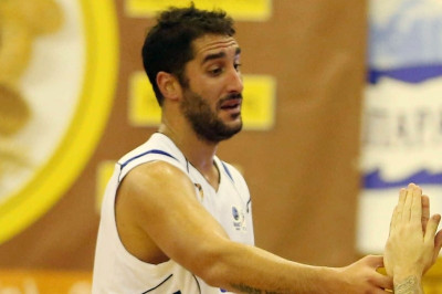 Αγγελόπουλος: «Έχουμε περισσότερο ανάγκη τη νίκη»