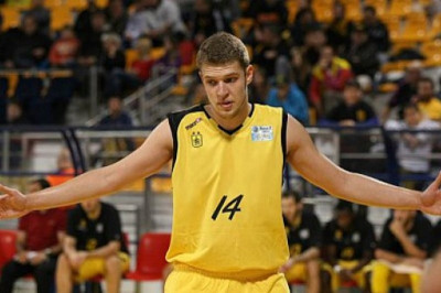 Βεζένκοφ: «Καθοριστικό παιχνίδι για τη συνέχεια»