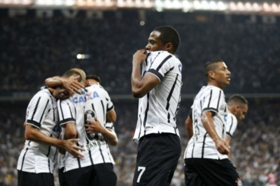 Κόπα Λιμπερταδόρες: Πάρτι στο ντέρμπι για Κορίνθιανς (videos)