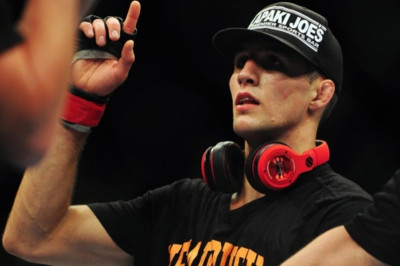 UFC 189: Επιτέλους… Lawler με MacDonald