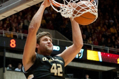 NCAA: Οδηγός ο Πέτρος για Όκλαντ (videos)