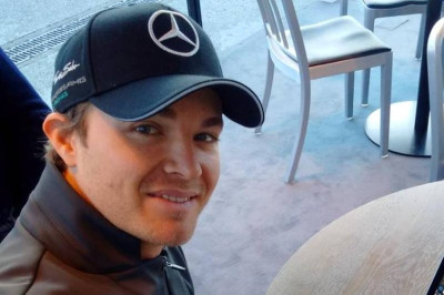 Μερσέντες: Πατέρας ο Ρόζμπεργκ (photo)