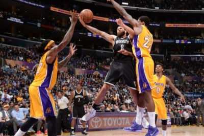 Μπρούκλιν Νετς: Επιβίωσαν στο Λος Άντζελες (video)