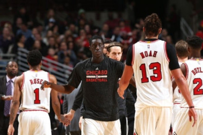 Σικάγο Μπουλς: Ασυγκράτητος Ταζ Γκίμπσον με Σανς (videos)